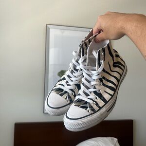 Zebra converse
